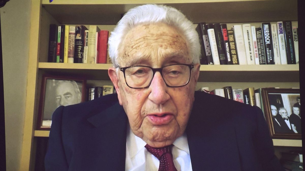 Představitel reálpolitiky Kissinger se dožívá 100 let